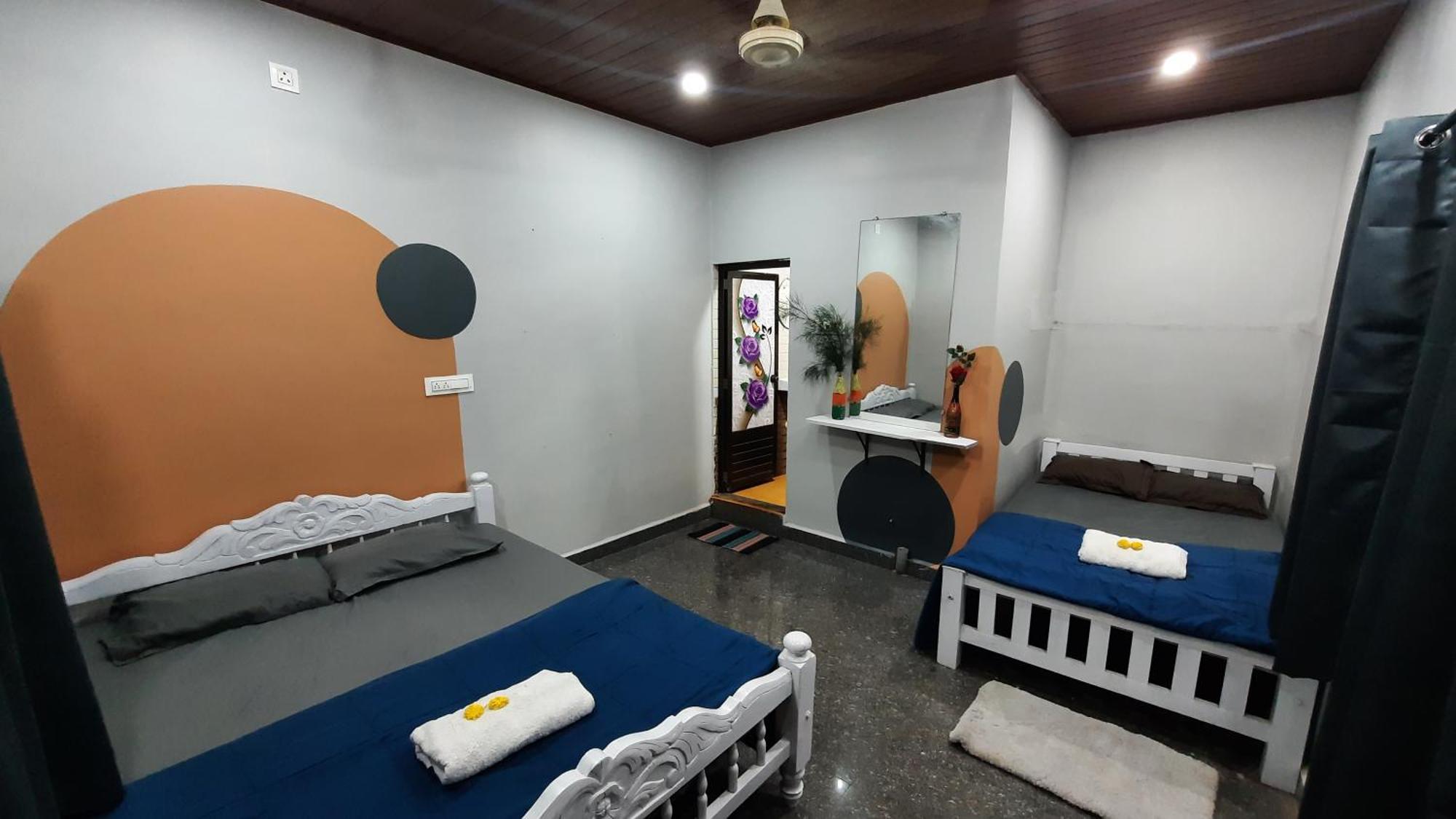 Nidisha Rooms Gokarna  Exterior foto