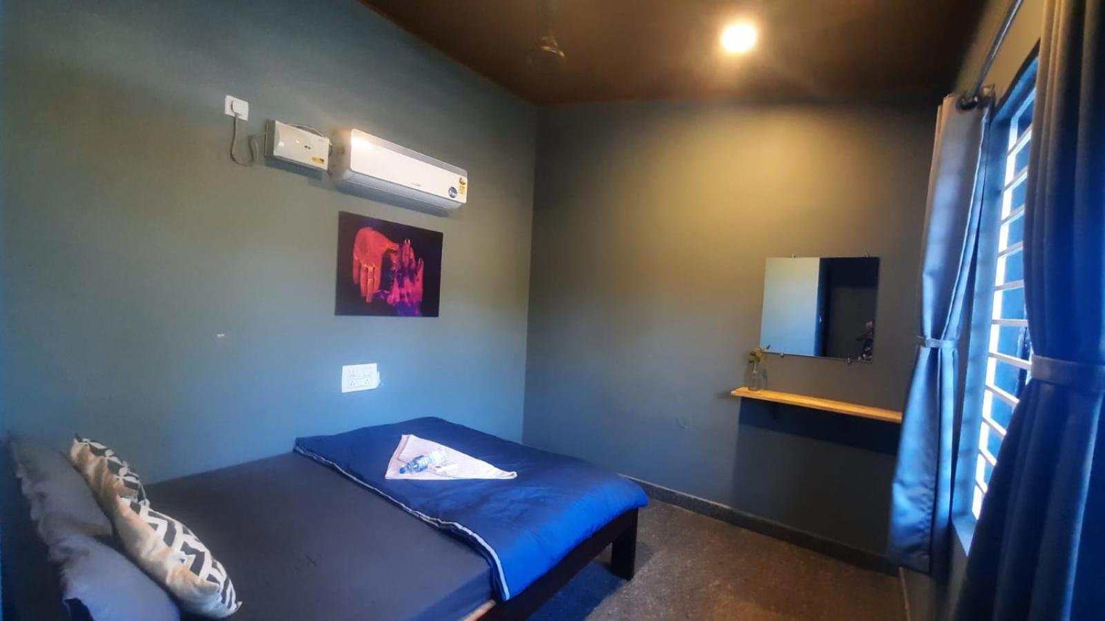 Nidisha Rooms Gokarna  Habitación foto