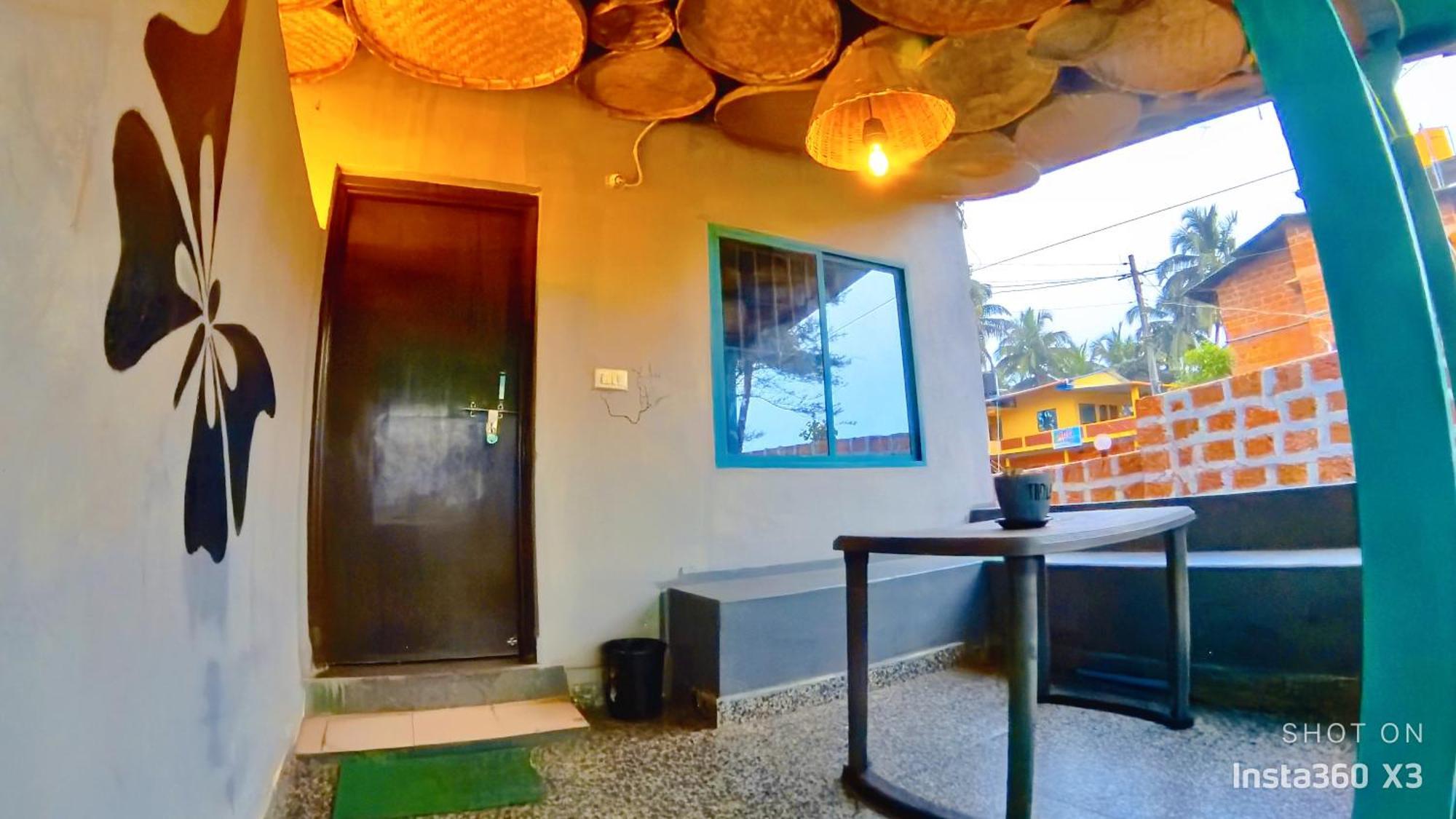 Nidisha Rooms Gokarna  Exterior foto
